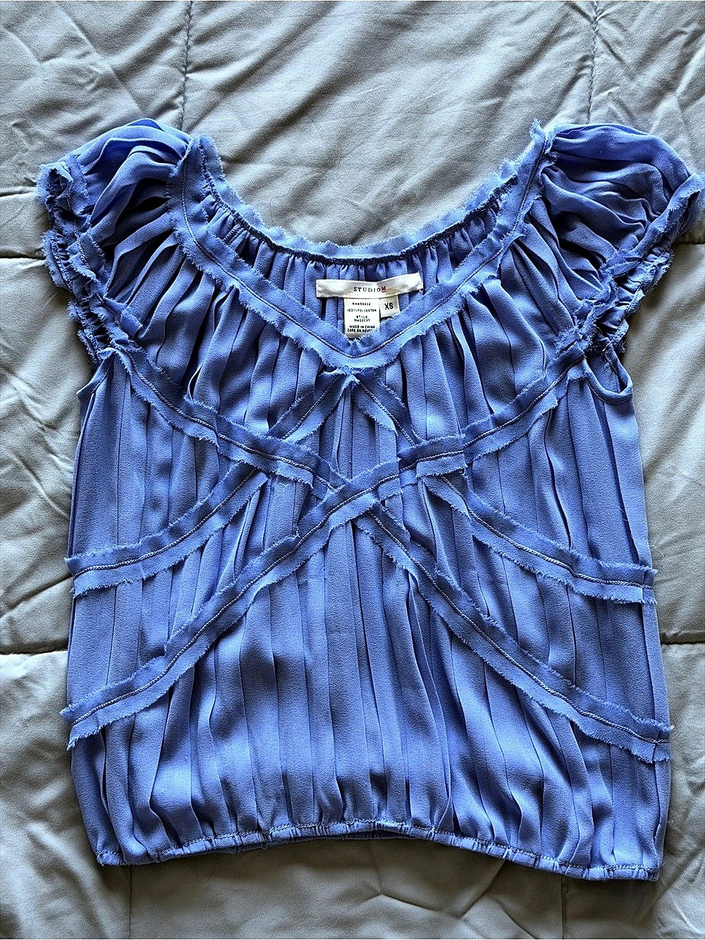 Studio M Sheer Pleated Blouse in Blue Size XS Like New